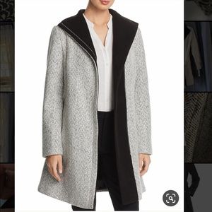 🎉BNWT- T Tahari Eva Asymmetrical Zip Up Jacket